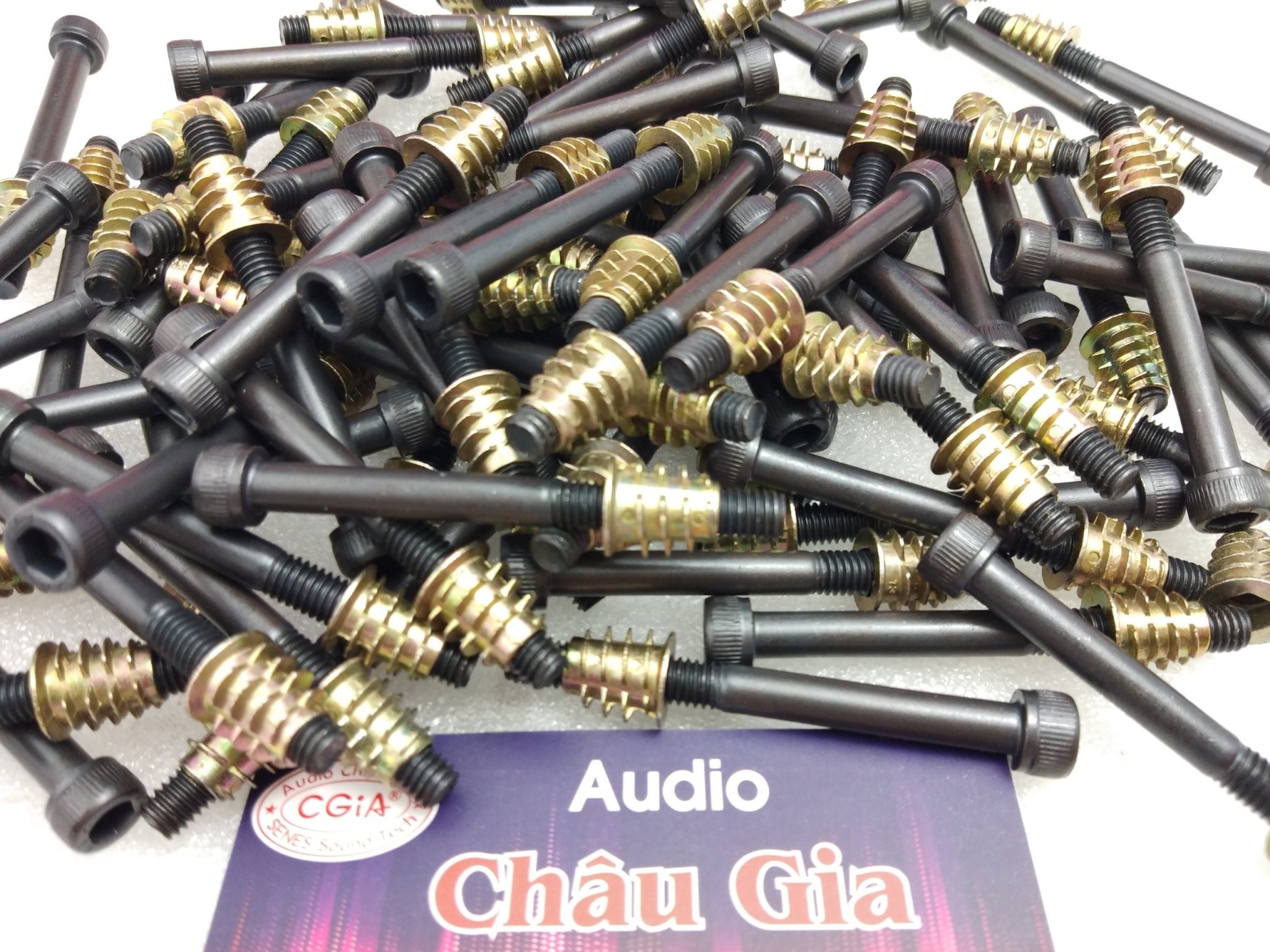 ỐC LỤC GIÁC BẮT LOA 6 LY DÀI 6CM + CẤY AUDIO CHÂU GIA